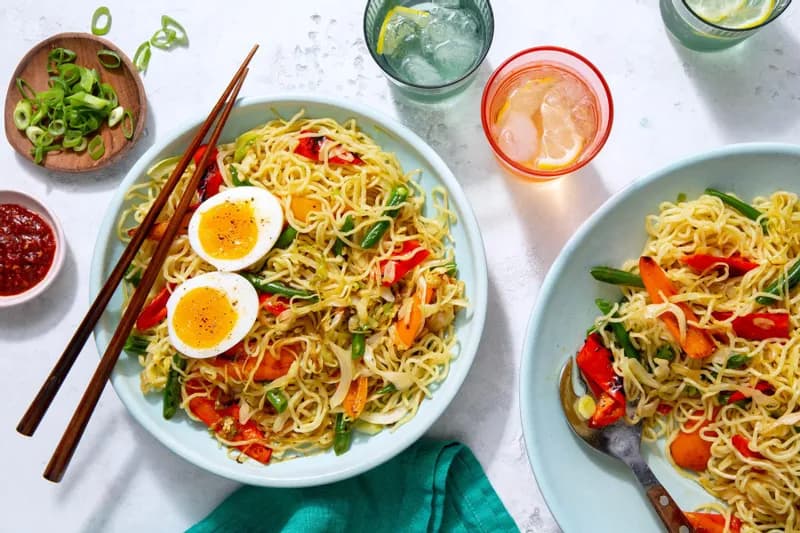 Egg Hakka Noodles